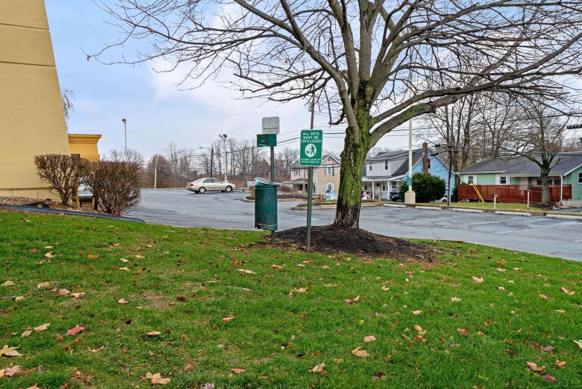 La Quinta By Wyndham Harrisburg Airport Hershey Exterior foto